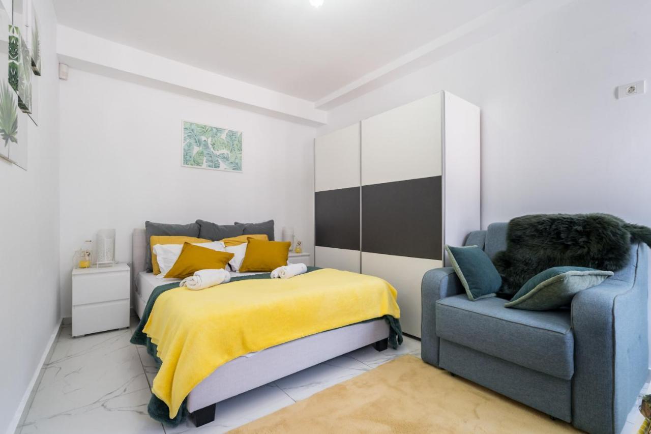 Monza-Apartment Bukarest Eksteriør billede